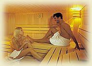 Wellnessbereich - mit großer finnischer Sauna